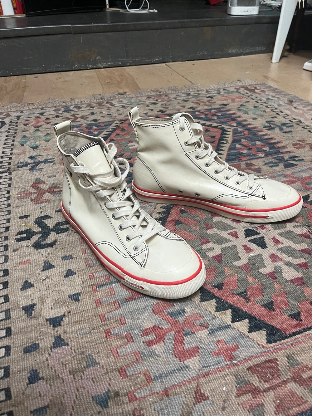 Diesel Athos Mid Cream High-Top Sneakers with Red Trim size 12.5